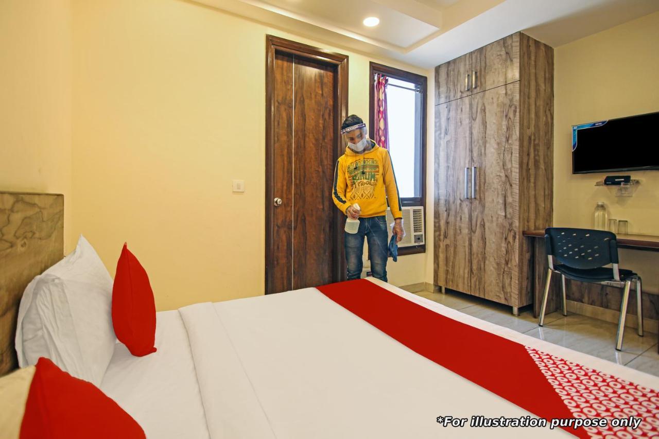 Hotel Oyo Flagship 69860 Mastana Palace Waranasi Zewnętrze zdjęcie